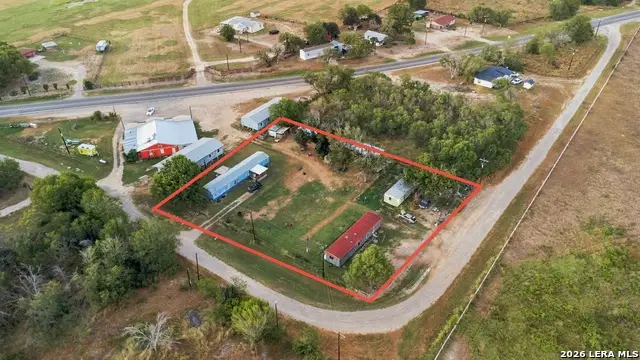 80 County Road 100, Floresville, TX 78114 - #3