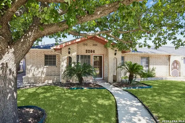 3206 Capitol Ave, San Antonio, TX 78201 - #1