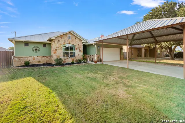 985 Boyd, Poteet, TX 78065 - #1