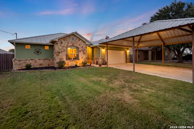 985 Boyd, Poteet, TX 78065 - #3