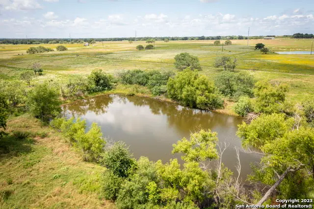 181 Pine Meadow Rd, Seguin, TX 78155 - #1