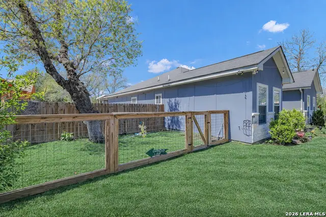 23007 Dream View Dr, Elmendorf, TX 78112 - #2