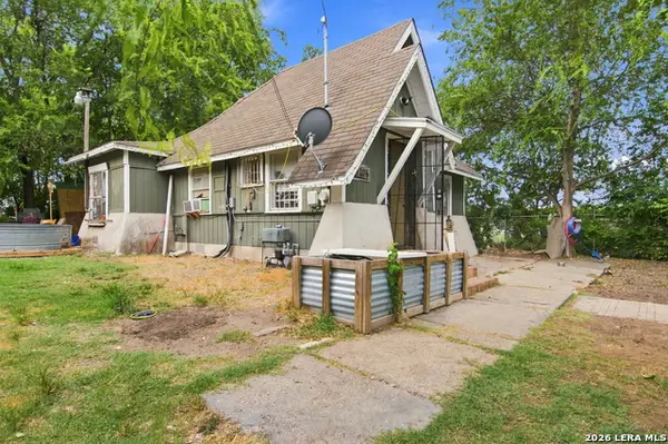 1204 W Kings Hwy, San Antonio, TX 78201