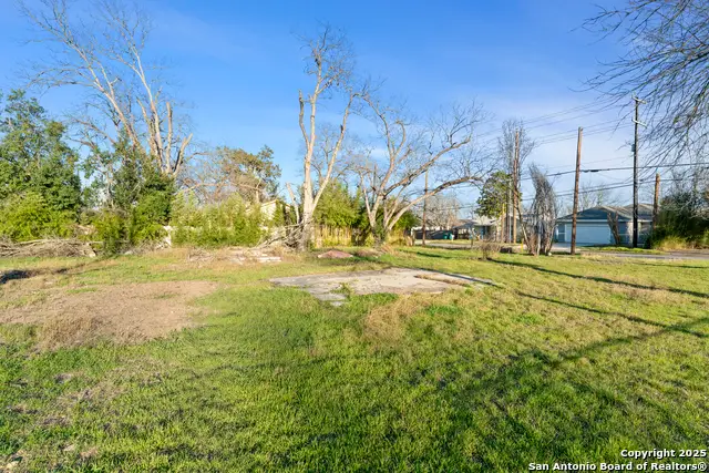217 E Lindbergh Blvd, Universal City, TX 78148 - #3
