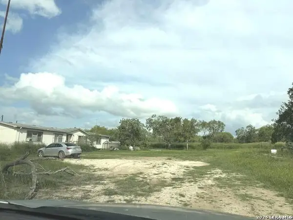 24976 Private Road 466, Mathis, TX 78368