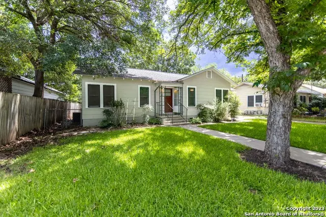 465 S Guenther Ave, New Braunfels, TX 78130 - #1