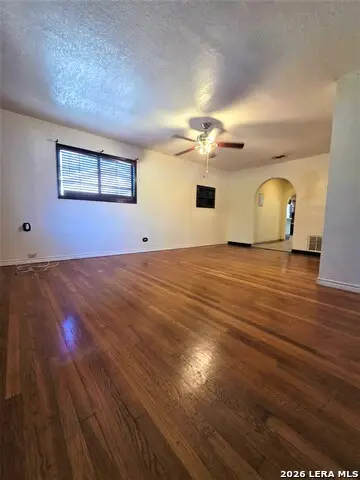 219 Burcham Ave, San Antonio, TX 78221 - #2