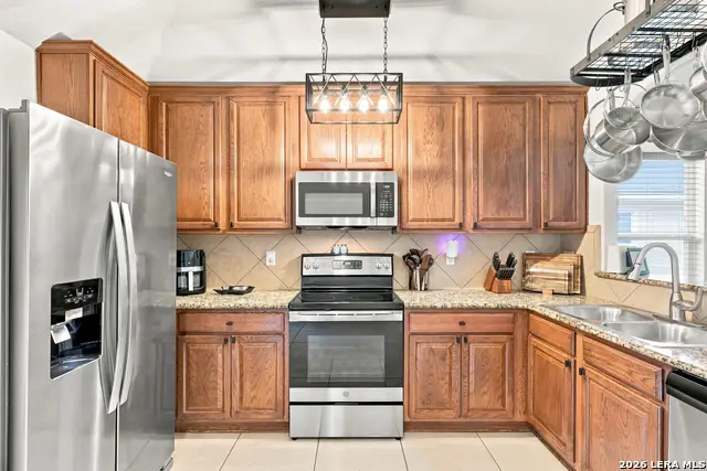 2515 Sunset Bnd, San Antonio, TX 78244 - #3