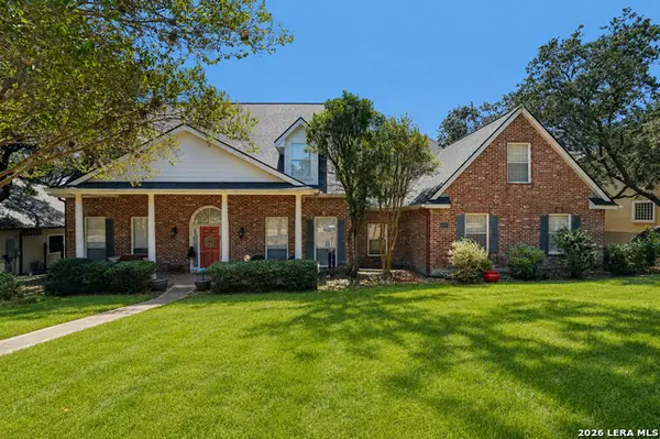 8238 Plum Valley Dr, San Antonio, TX 78255