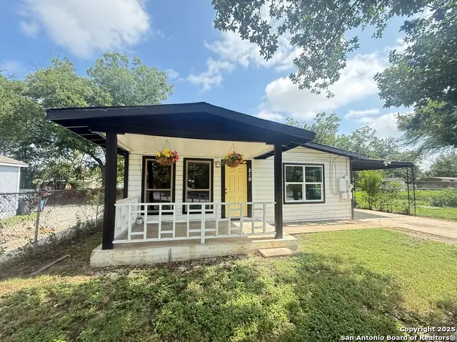 219 Mohawk St, San Antonio, TX 78211 - #2