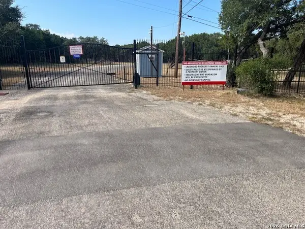 TBD Lakepark, Lakehills, TX 78063