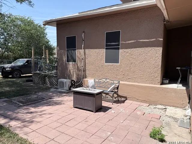 1030 W Huisache Ave, San Antonio, TX 78201 - #2