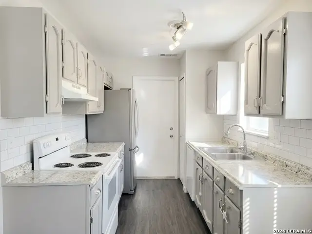3811 Pipers Crest St, San Antonio, TX 78251 - #3