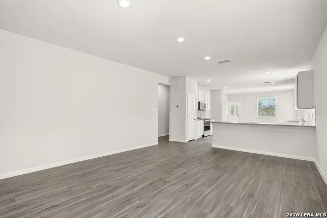 8406 Smithers Avenue, San Antonio, TX 78252 - #3