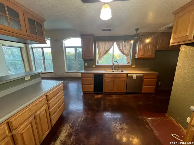 203 Winchester Dr, Bergheim, TX 78004 - #3
