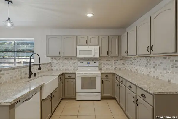 11310 Mentmore, Helotes, TX 78023