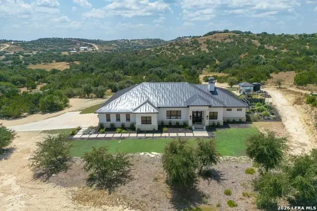 305 Big Sky Ct, Blanco, TX 78606 - #1