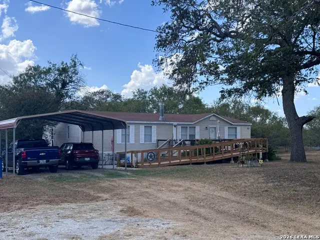 3303 Sandy Elm Rd, La Vernia, TX 78121 - #2