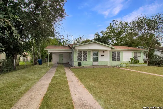 503 N Monroe St, Beeville, TX 78102 - #2