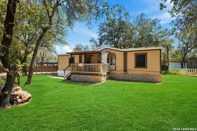 80 Michael Rd, Poteet, TX 78064 - #1