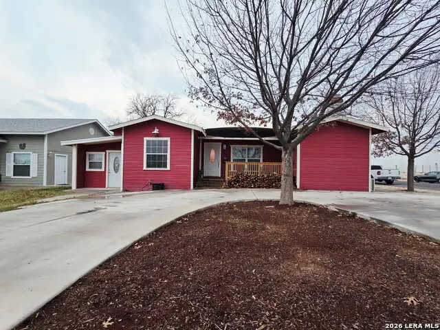 1916 N Main St, Del Rio, TX 78840 - #1