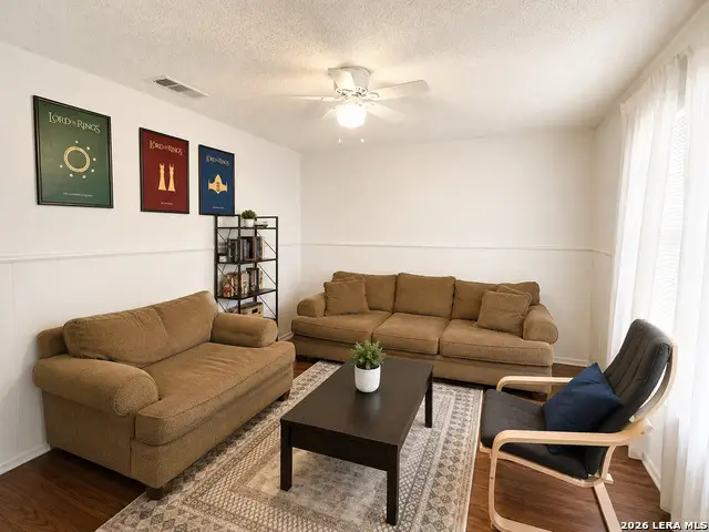 300 Judith Ann Dr, Schertz, TX 78154 - #2
