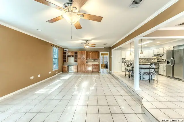 8206 Forsen Dr, San Antonio, TX 78224 - #3