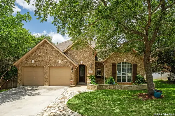 8623 El Pueblo Peak, Helotes, TX 78023