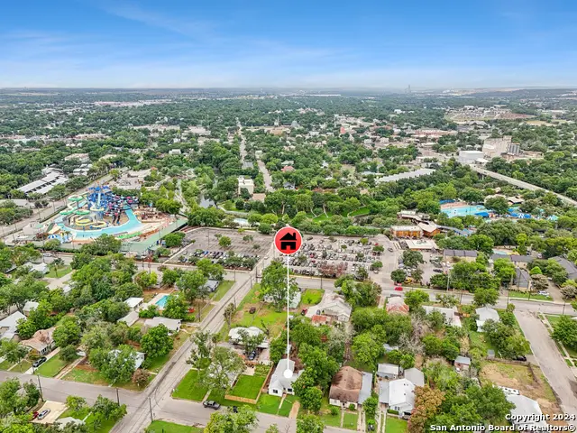 464 S Washington Avenue, New Braunfels, TX 78130 - #2