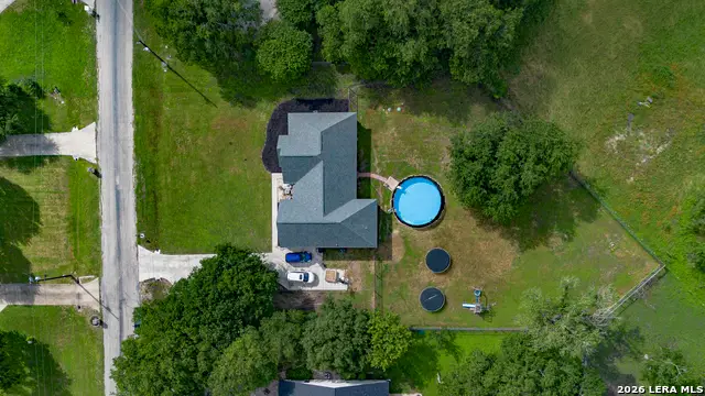 140 Oak Springs Dr, Seguin, TX 78155 - #2
