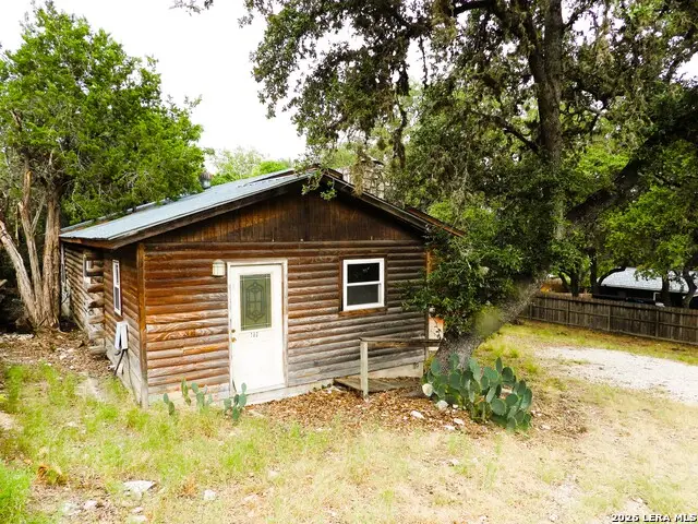 162 Water View Drive, Lakehills, TX 78063 - #3
