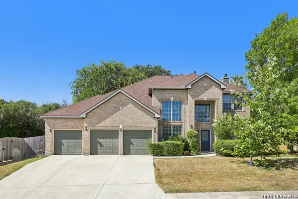 19519 Azure Oak, San Antonio, TX 78258