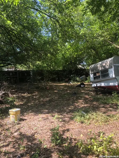 101 Hillrose, San Antonio, TX 78207 - #2