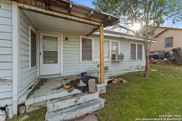 1932 E Highland Blvd, San Antonio, TX 78210 - #3
