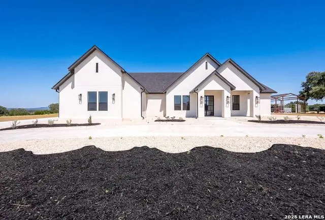 344 Martingale Trail, Bandera, TX 78003 - #1
