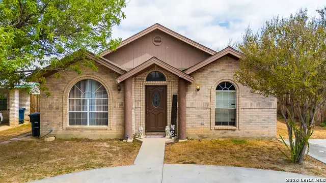 2219 Beverly Hills Blvd, Eagle Pass, TX 78852 - #2