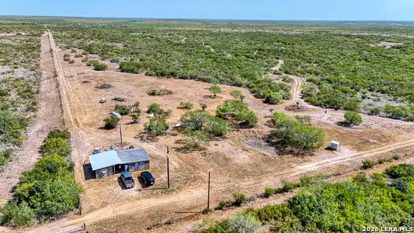 2252 E Frontier 5, Freer, TX 78384