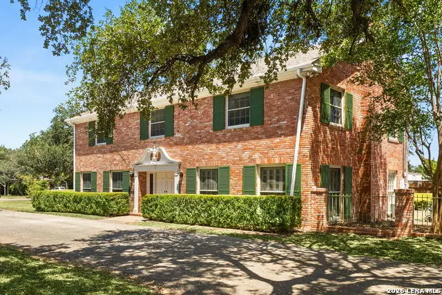 107 Cas Hills Dr, Castle Hills, TX 78213 - #3