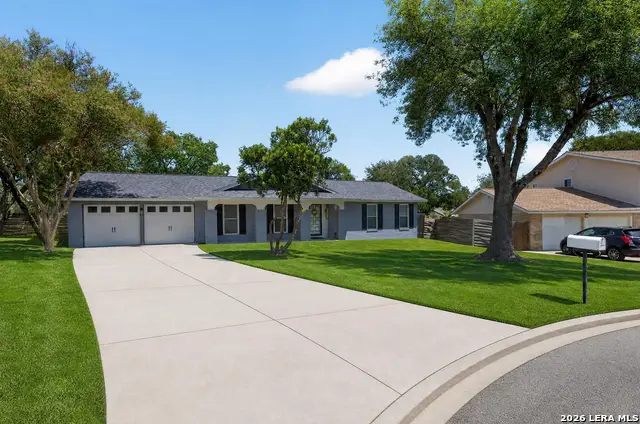 111 Laural Ln, Universal City, TX 78148 - #2