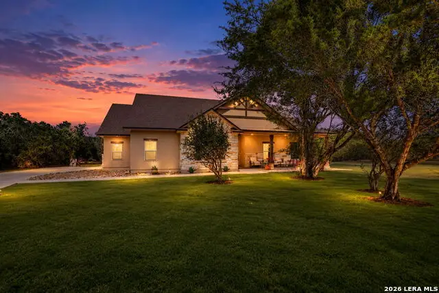 731 Rio Azul Dr, Pipe Creek, TX 78063 - #1