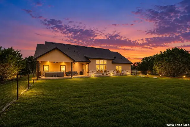 731 Rio Azul Dr, Pipe Creek, TX 78063 - #2