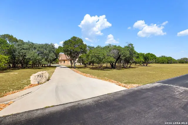731 Rio Azul Dr, Pipe Creek, TX 78063 - #3