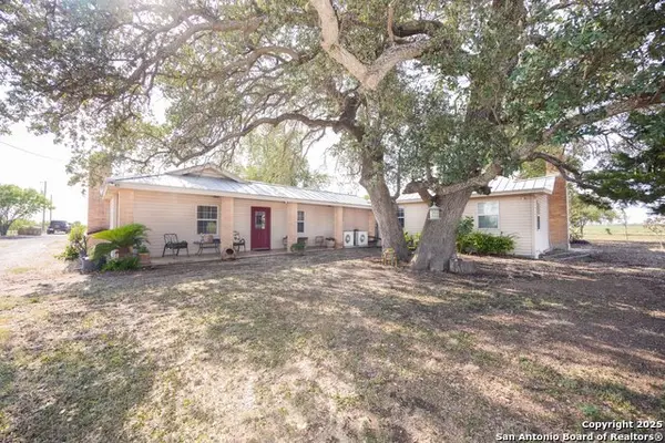 1849 County Road 340, Knippa, TX 78870