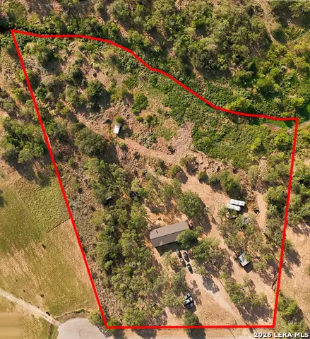 200 Lolita Dr, Lytle, TX 78052