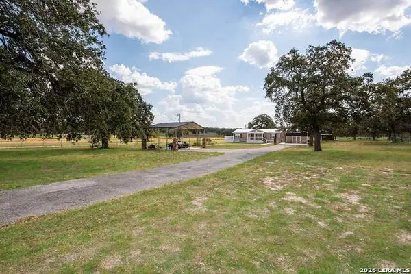 4005 County Road 307, La Vernia, TX 78121