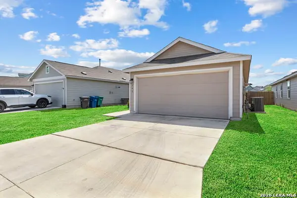 242 Ambush Rdg, San Antonio, TX 78220