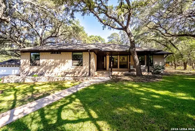 8621 Indian Hills Ln, Boerne, TX 78006 - #1