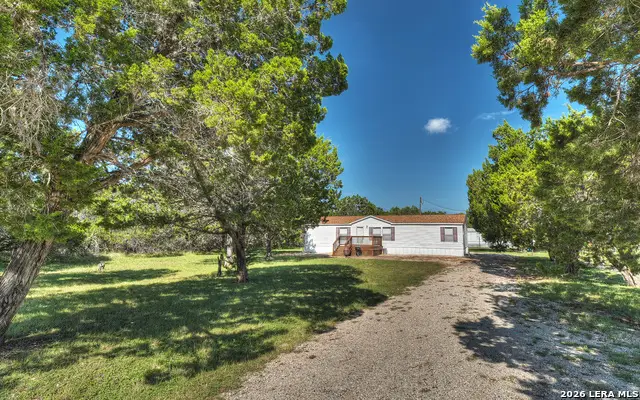 89 Jim Dalrymple Dr, Leakey, TX 78873 - #1