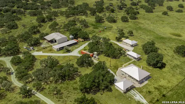 1570 Parker Rd, Harper, TX 76849