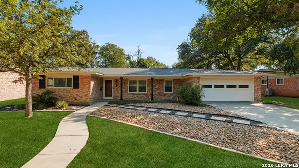 330 Oak Glen Dr, San Antonio, TX 78209